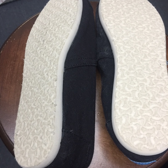 Toms Women Black/White Classic Canvas Flats #721 - Picture 4 of 7